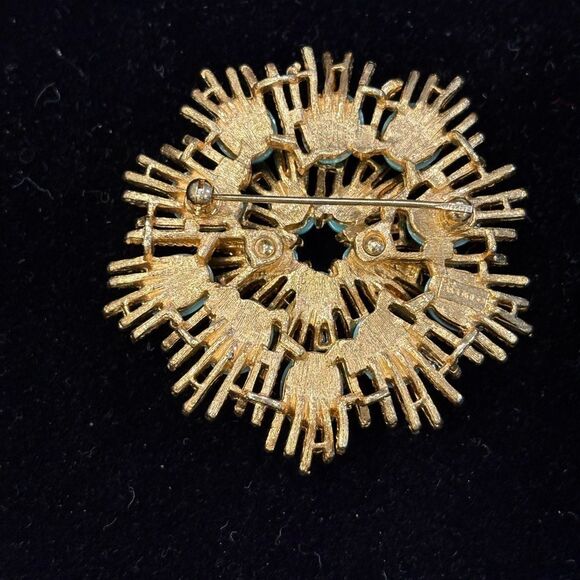 VTG Avon Susan Caplan Faux Turquoise Starburst Brooch 60’s - Picture 3 of 3